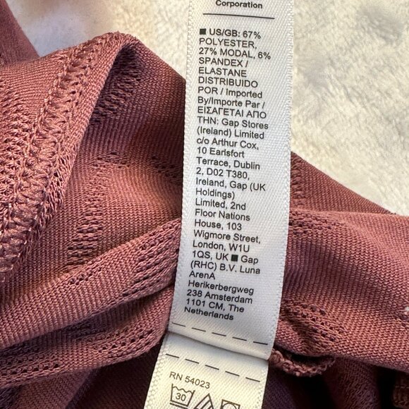 Athleta Essential V Neck Tank Twany Rose color Sz L Rose Print NWOT Workout Top - Picture 6 of 13